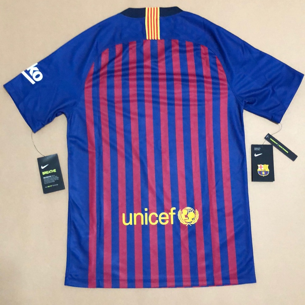 ✨SOLD✨Nike Men's 2018/19 Barcelona Home Soccer Jersey - Picture 3 of 5